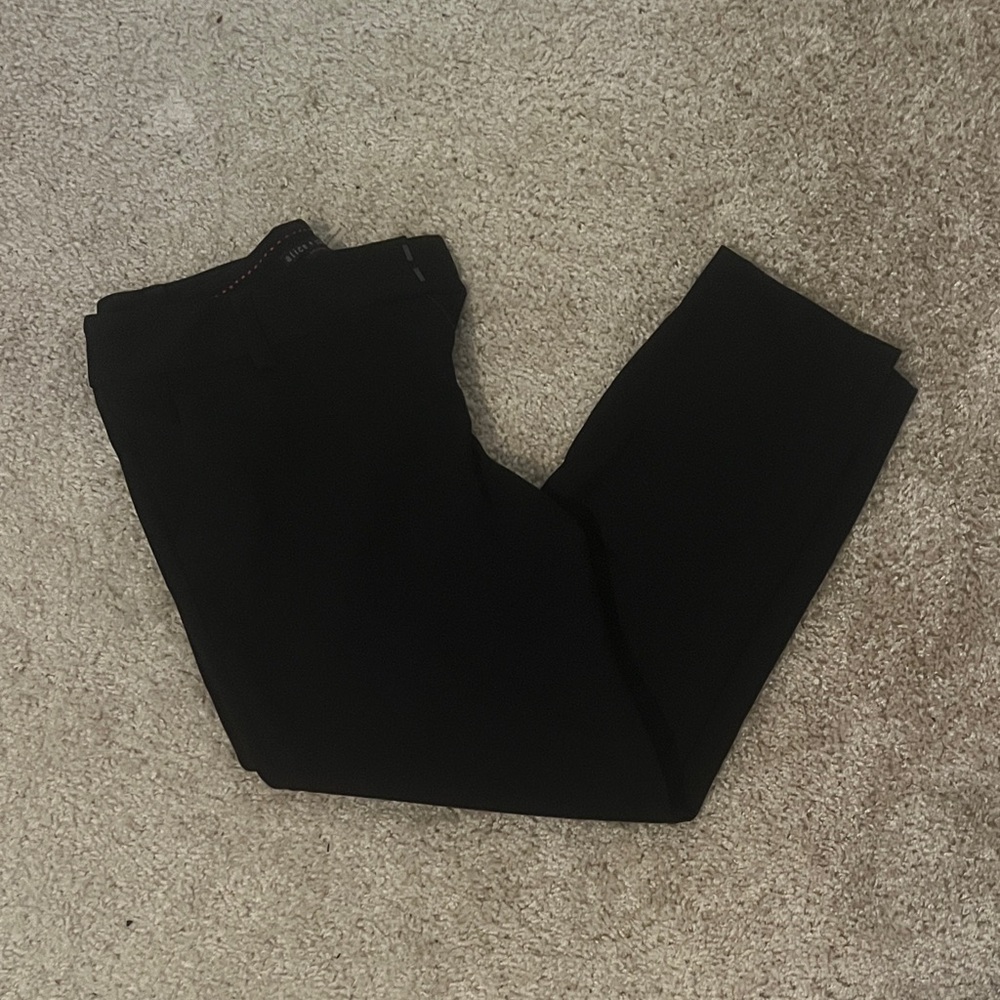 Alice + Olivia Black Ankle Pants